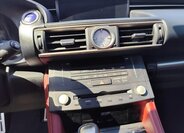 Lexus RC 300h Kupé 2,5 l 133 kw