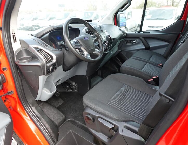 Ford Transit Custom Ostatní 2,0 l 77 kw