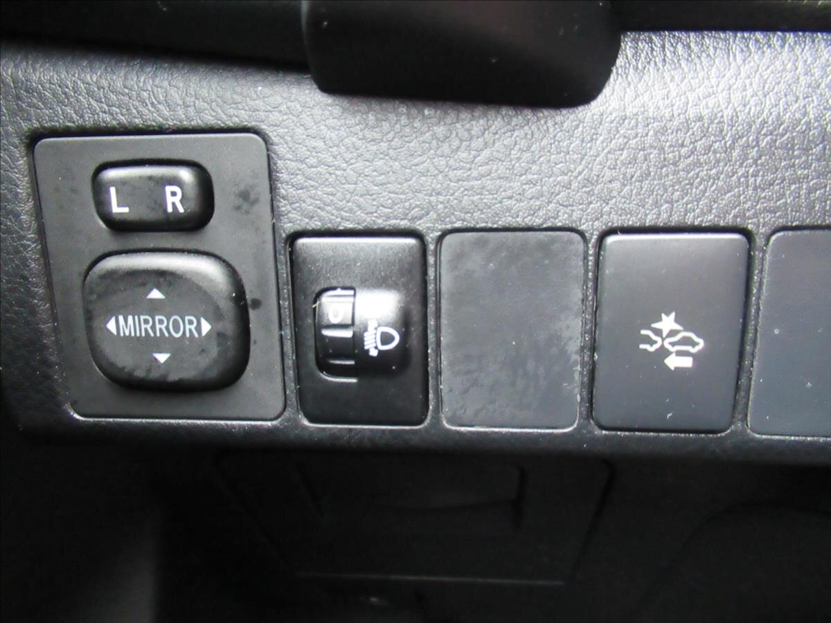 Toyota Corolla Sedan 1,6 l 97 kw