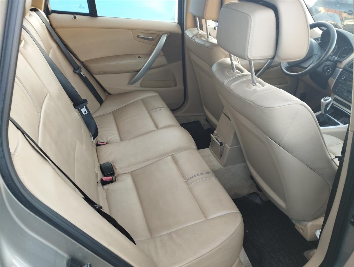 BMW X3 SUV / Terénní 2,0 l 130 kw