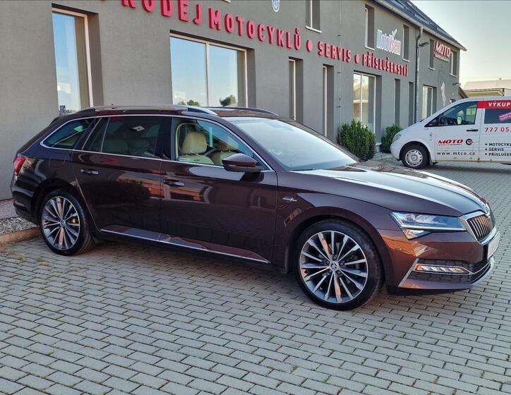 Škoda Superb 2