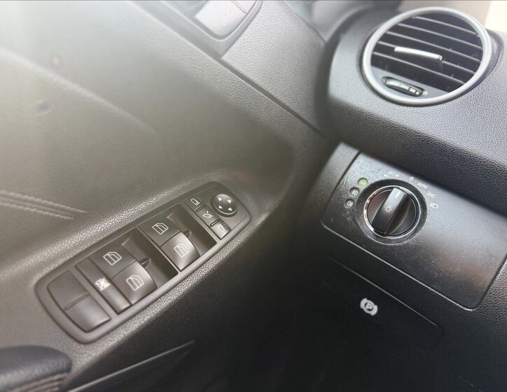 Mercedes-Benz Třídy M Kombi 3,0 l 165 kw