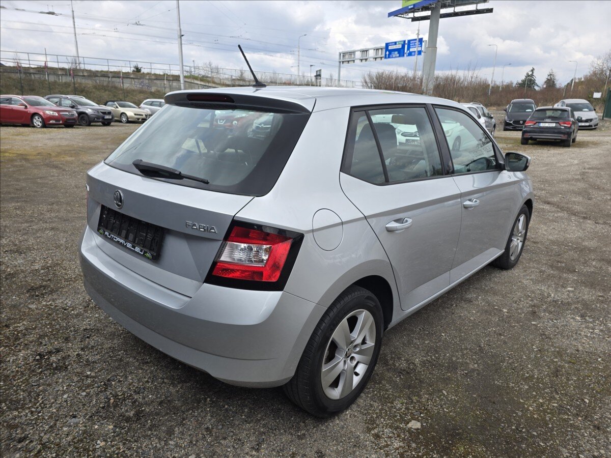 Škoda Fabia Hatchback 999,0 70 kw