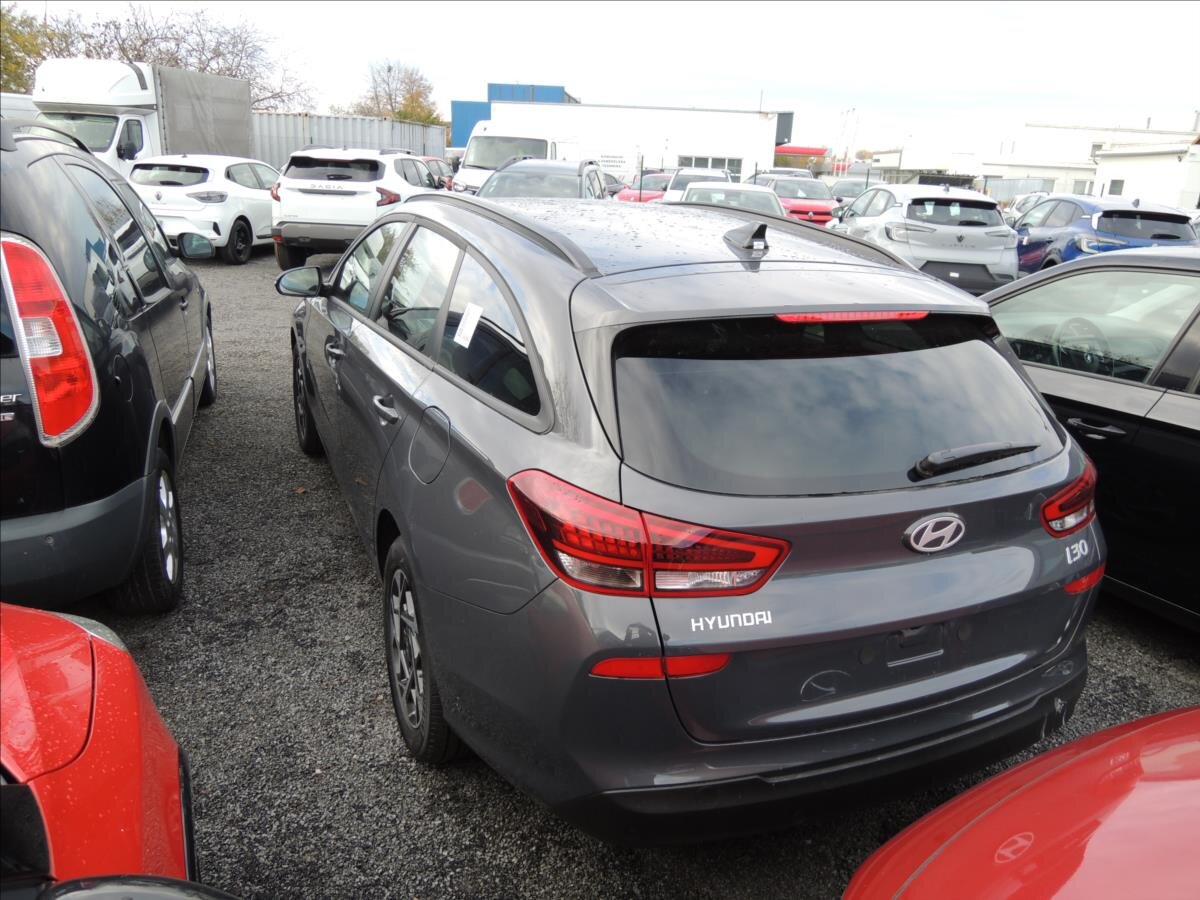 Hyundai i30 Kombi 1,5 l 70 kw
