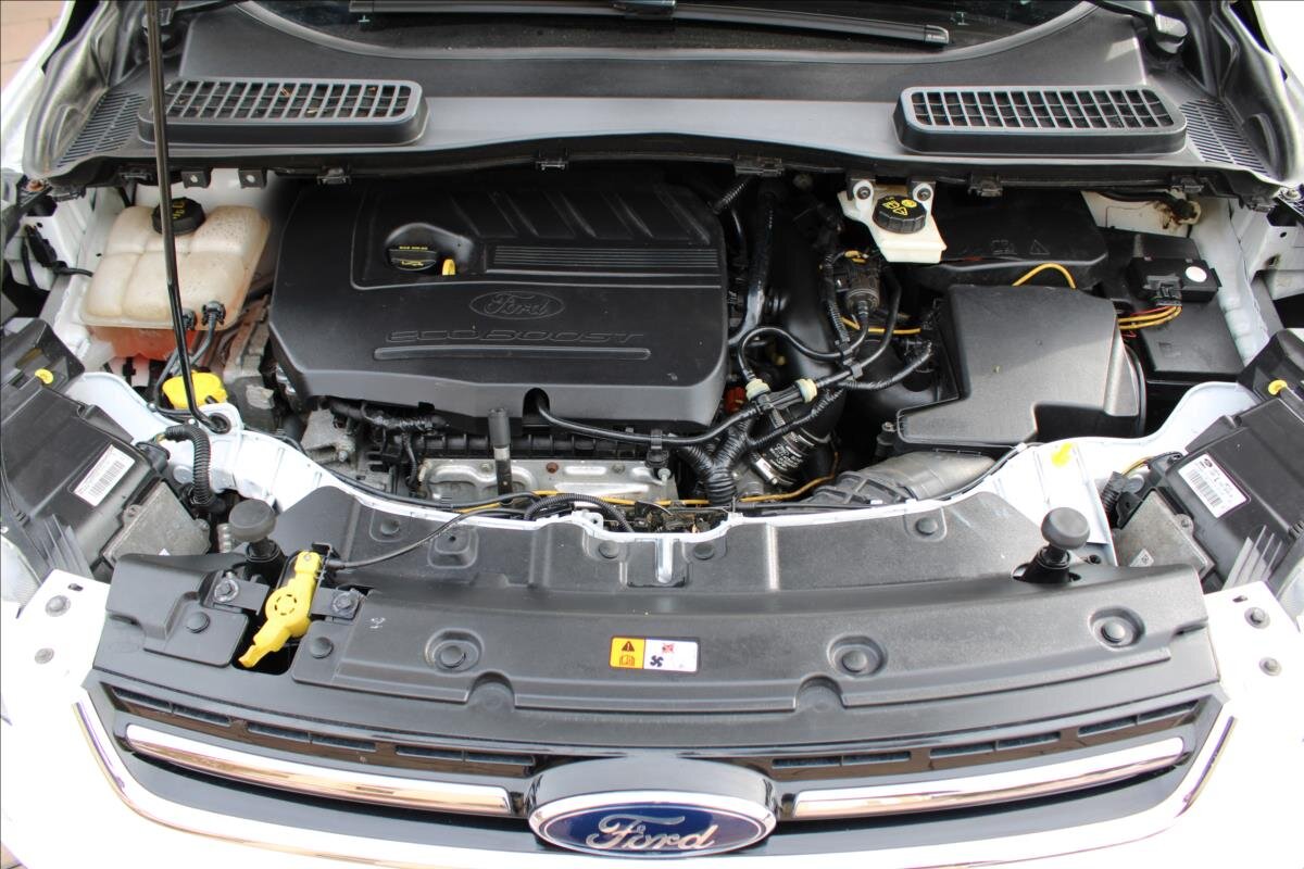 Ford Kuga SUV 1,5 l 110 kw