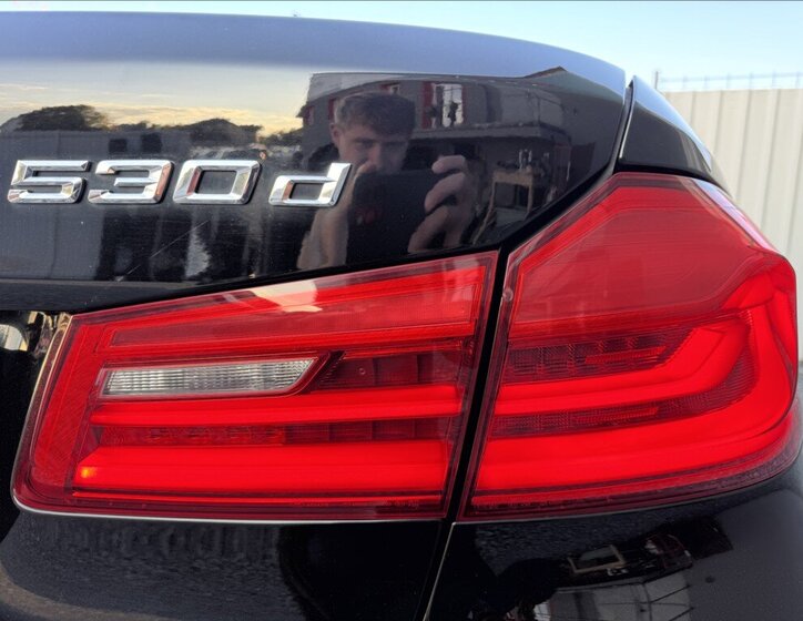 BMW Řada 5 Sedan 3,0 l 195 kw