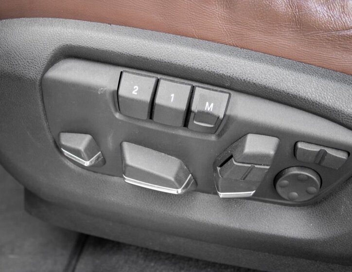 BMW X5 SUV 3,0 l 280 kw