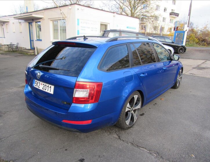 Škoda Octavia Kombi 1,6 l 77 kw