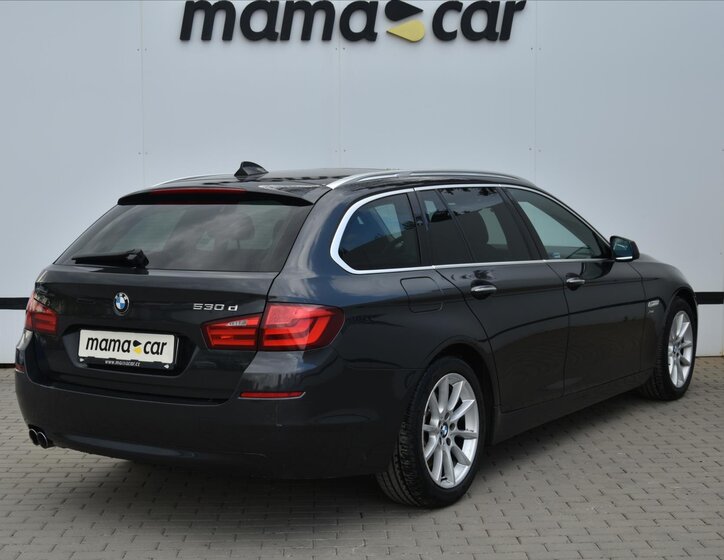 BMW Řada 5 Kombi 3,0 l 190 kw