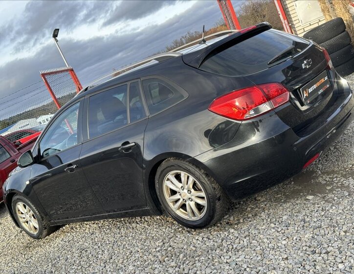 Chevrolet Cruze Kombi 1,7 l 96 kw