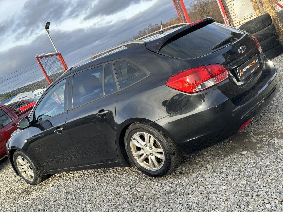 Chevrolet Cruze Kombi 1,7 l 96 kw