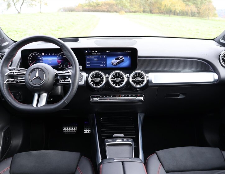 Mercedes-Benz GLB 42