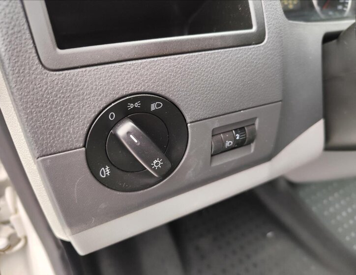 Volkswagen Transporter Ostatní 2,0 l 84 kw