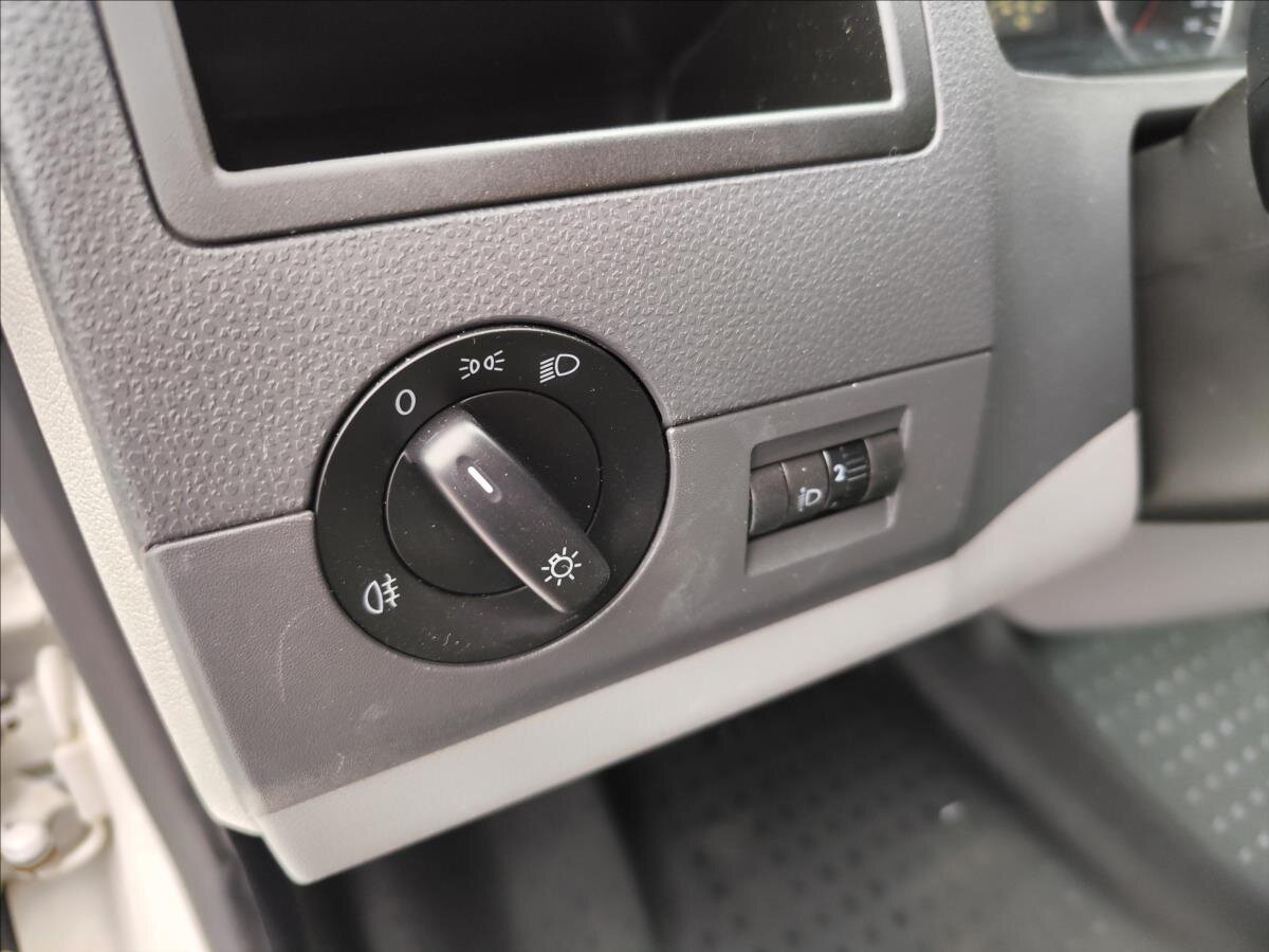 Volkswagen Transporter Ostatní 2,0 l 84 kw