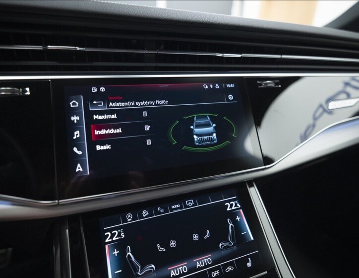 Audi Q7 SUV / Terénní 3,0 l 210 kw
