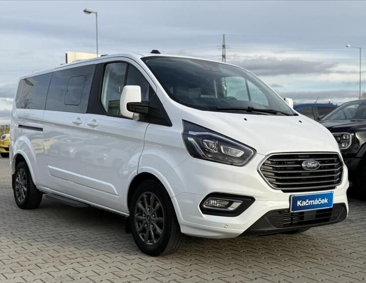 Ford Tourneo Custom 7