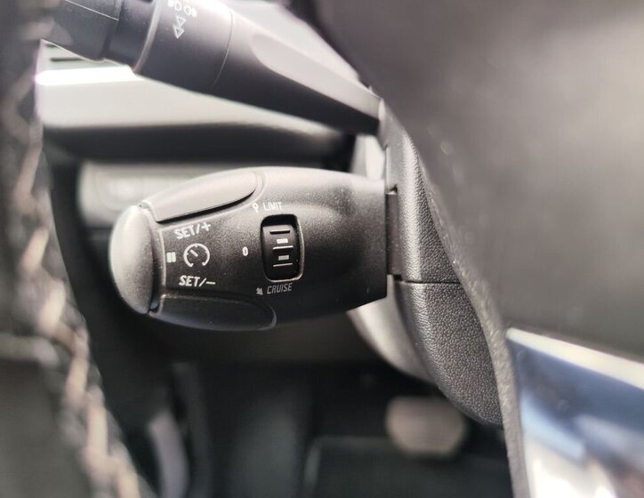 Peugeot 2008 SUV / Terénní 1,2 l 81 kw