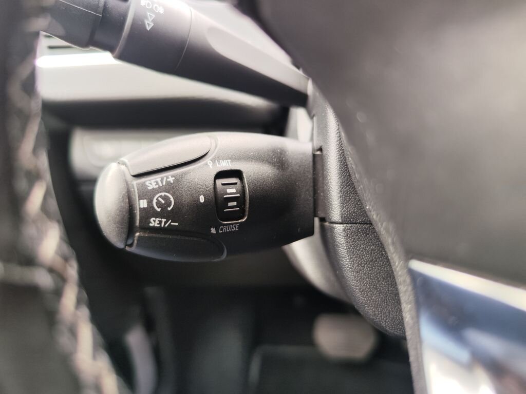 Peugeot 2008 SUV / Terénní 1,2 l 81 kw