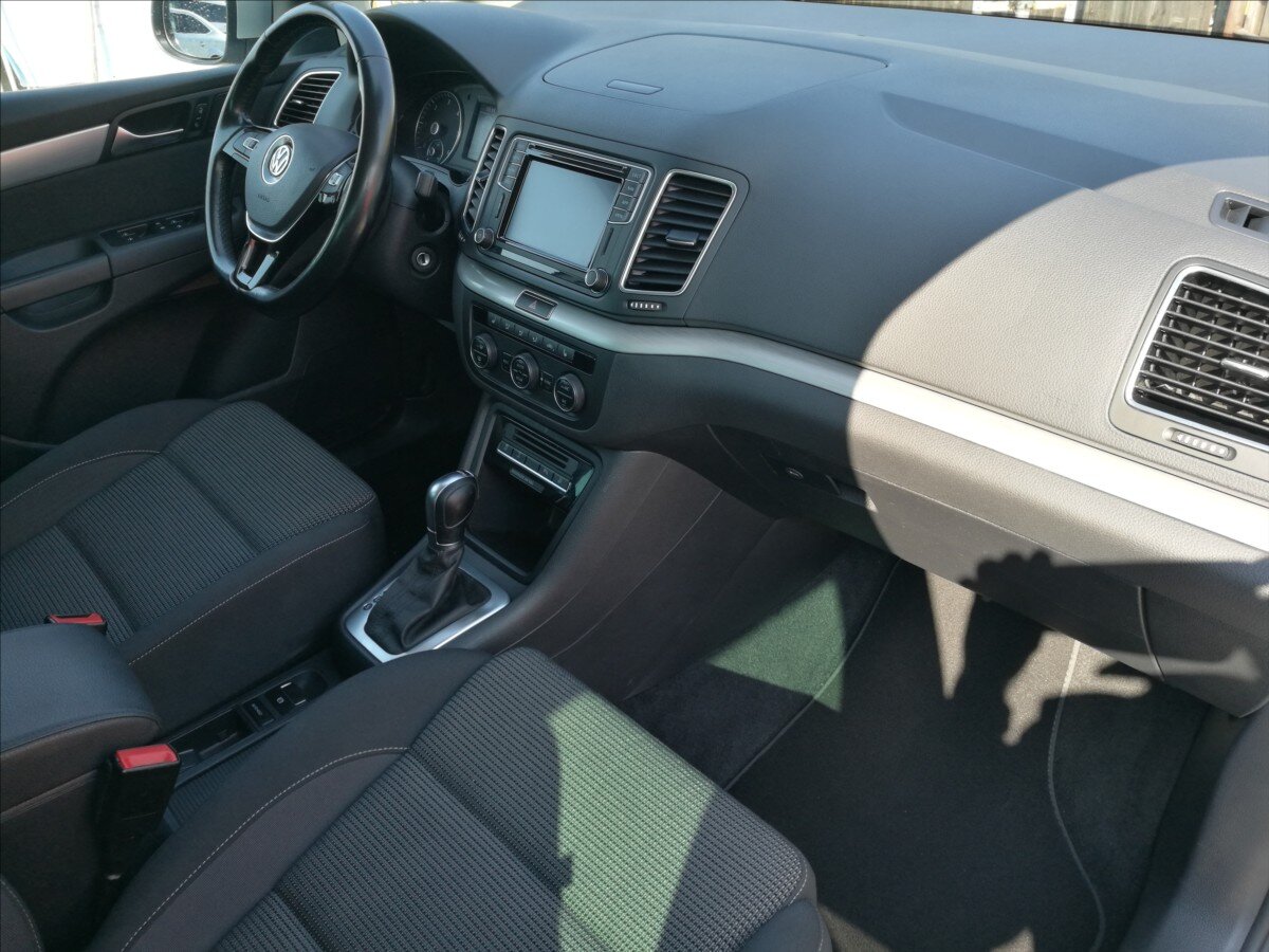 Volkswagen Sharan Kombi 2,0 l 130 kw