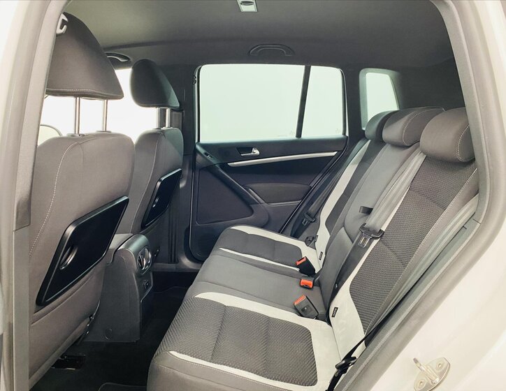 Volkswagen Tiguan SUV 2,0 l 103 kw