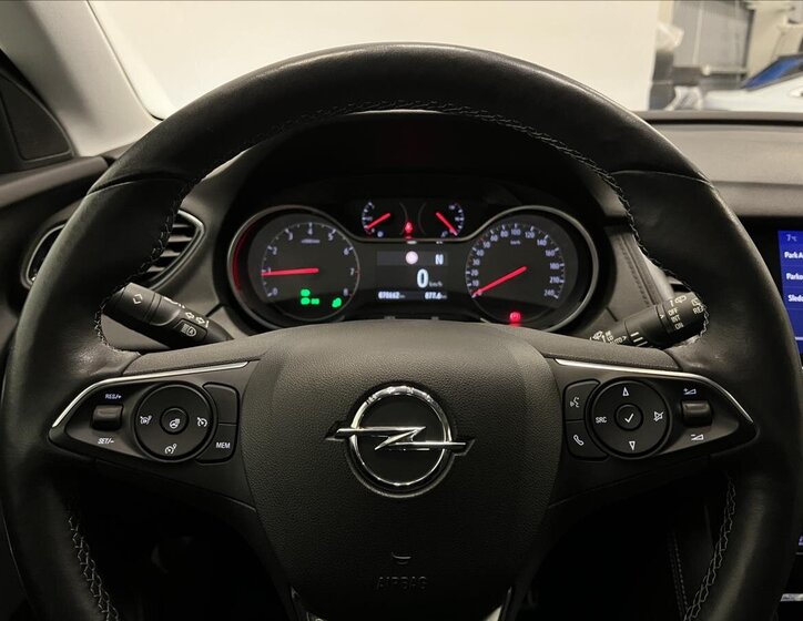 Opel Grandland X 13