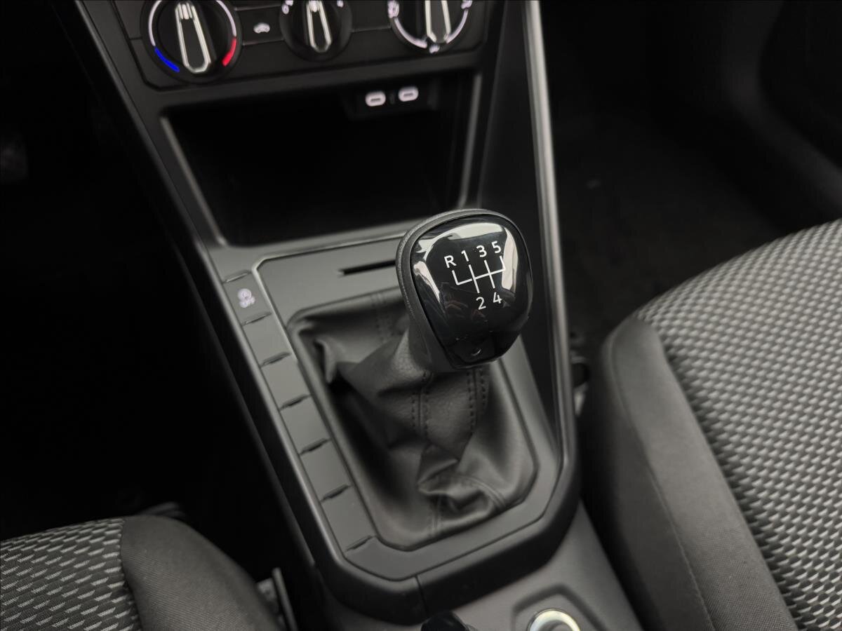 Volkswagen Polo Hatchback 999,0 59 kw