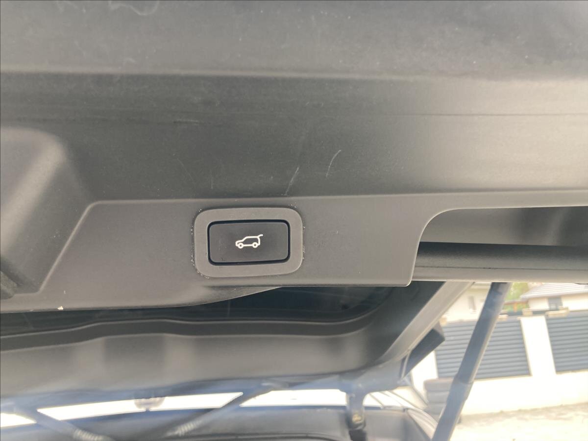 Land Rover Range Rover Sport Kombi 3,0 l 190 kw