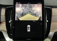 Volvo XC90 SUV / Terénní 2,0 l 184 kw