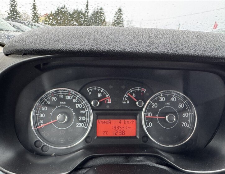 Fiat Grande Punto Hatchback 1,2 l 48 kw