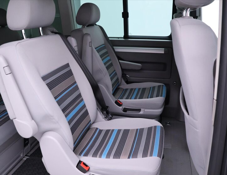 Volkswagen California 16