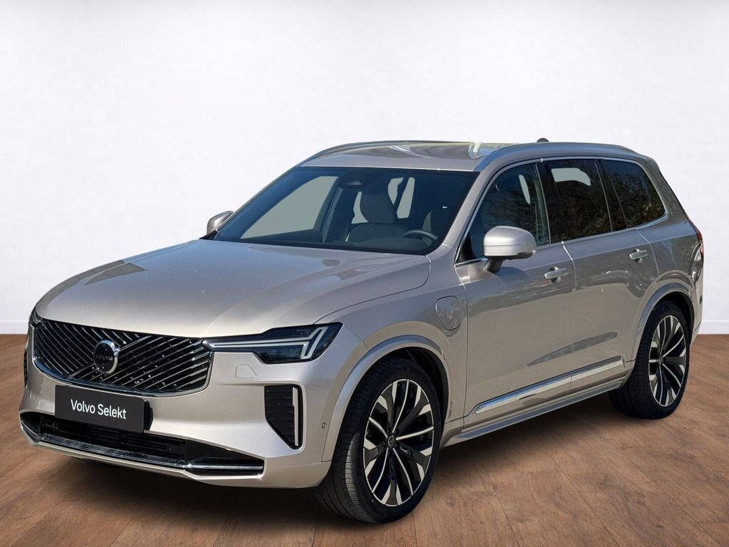 Volvo XC90 SUV / Terénní 2,0 l 335 kw