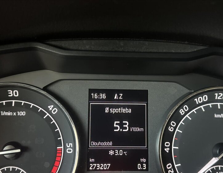 Škoda Superb Kombi 2,0 l 110 kw