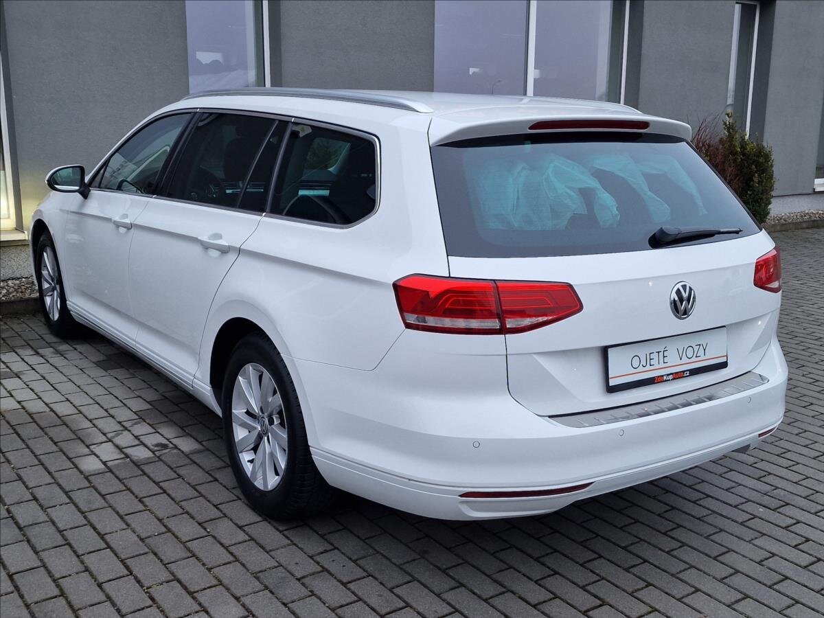 Volkswagen Passat Kombi 1,4 l 110 kw