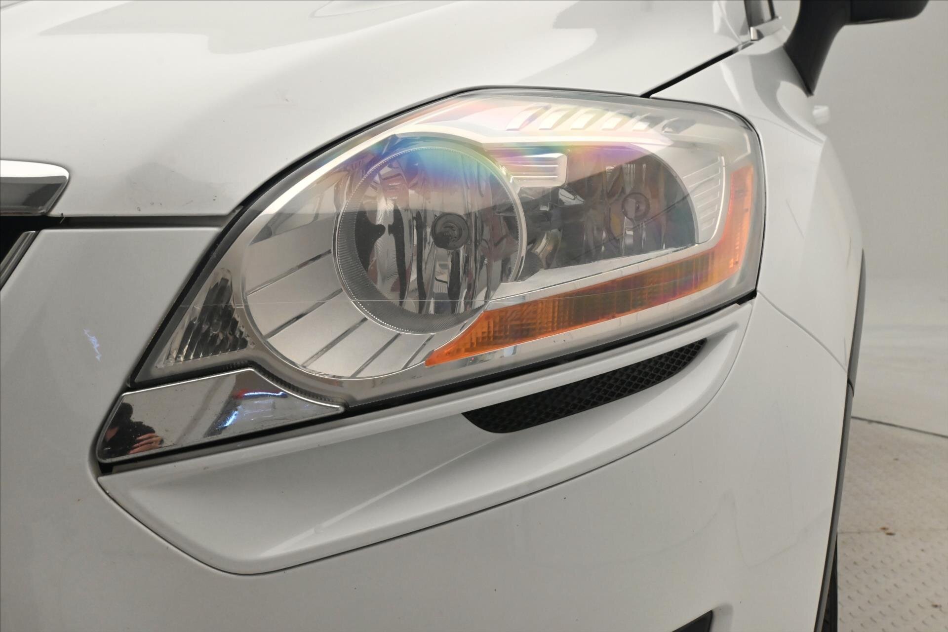 Ford Kuga SUV / Terénní 2,0 l 103 kw