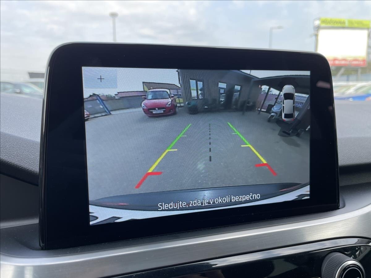 Ford Kuga SUV / Terénní 1,5 l 88 kw