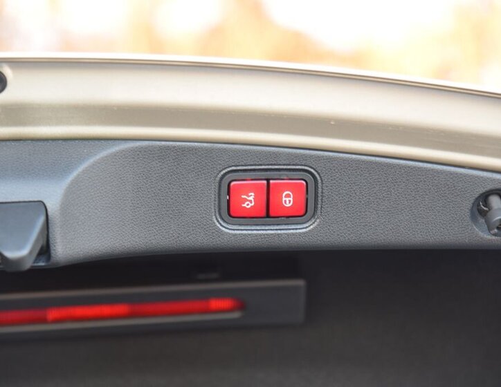 Mercedes-Benz Třídy E 42