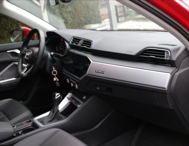 Audi Q3 SUV 2,0 l 140 kw