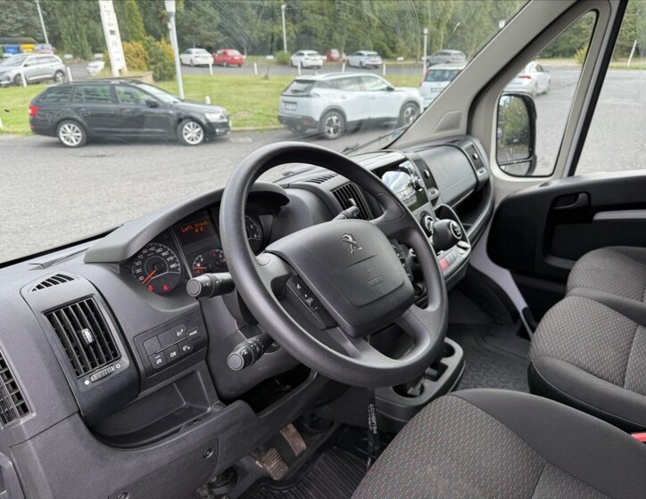 Peugeot Boxer Skříň 2,2 l 103 kw