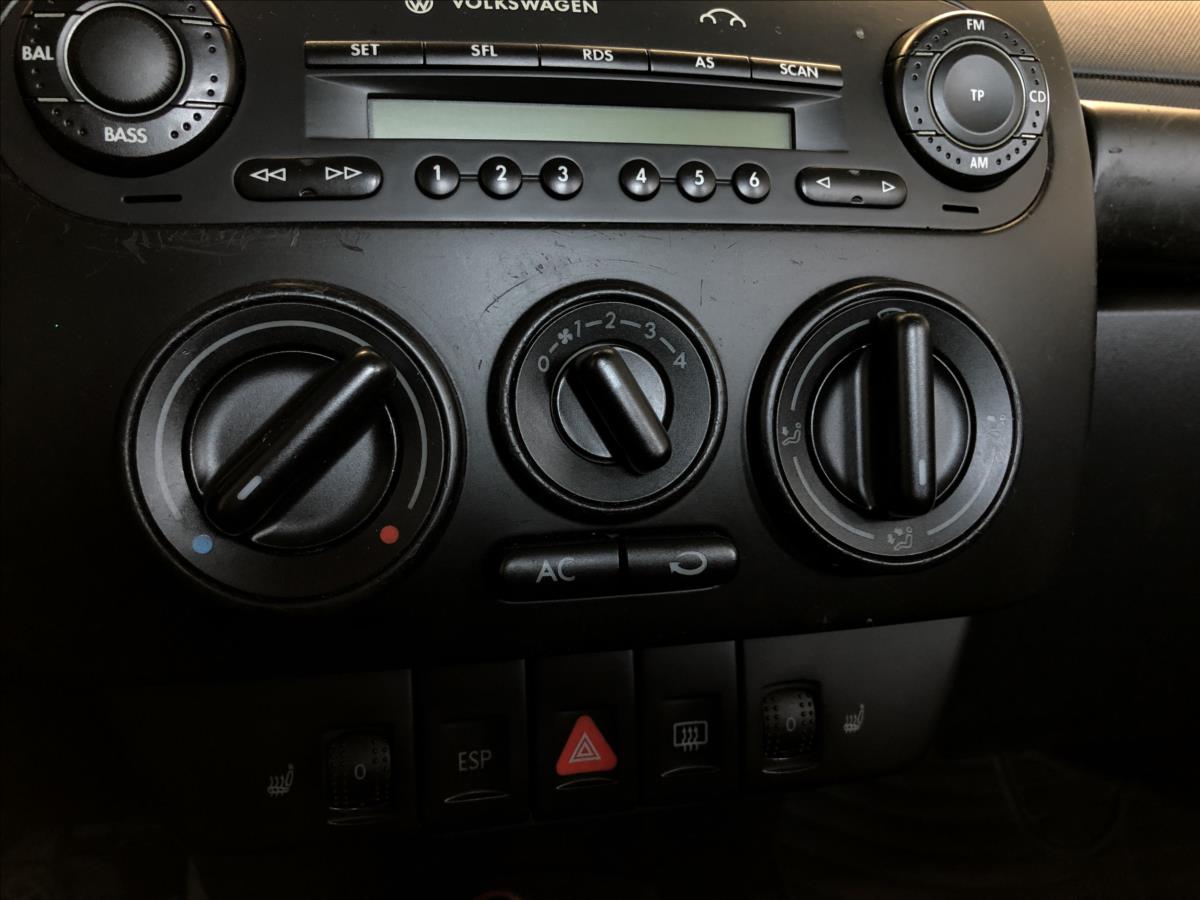 Volkswagen New Beetle