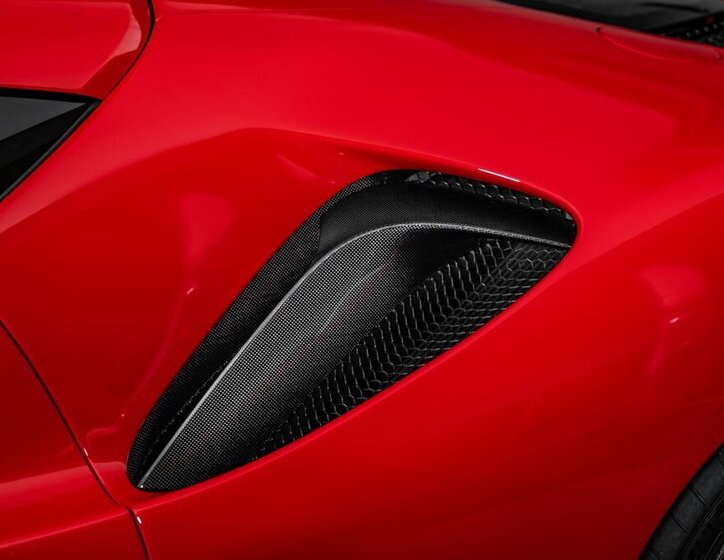Ferrari SF90 Kupé 4,0 l 574 kw