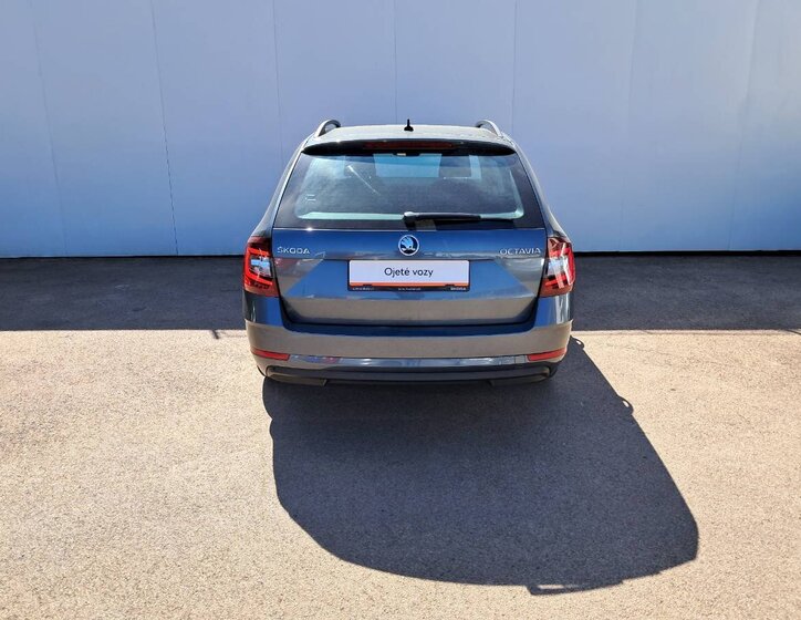 Škoda Octavia Kombi 2,0 l 110 kw
