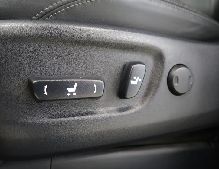 Toyota Land Cruiser 35