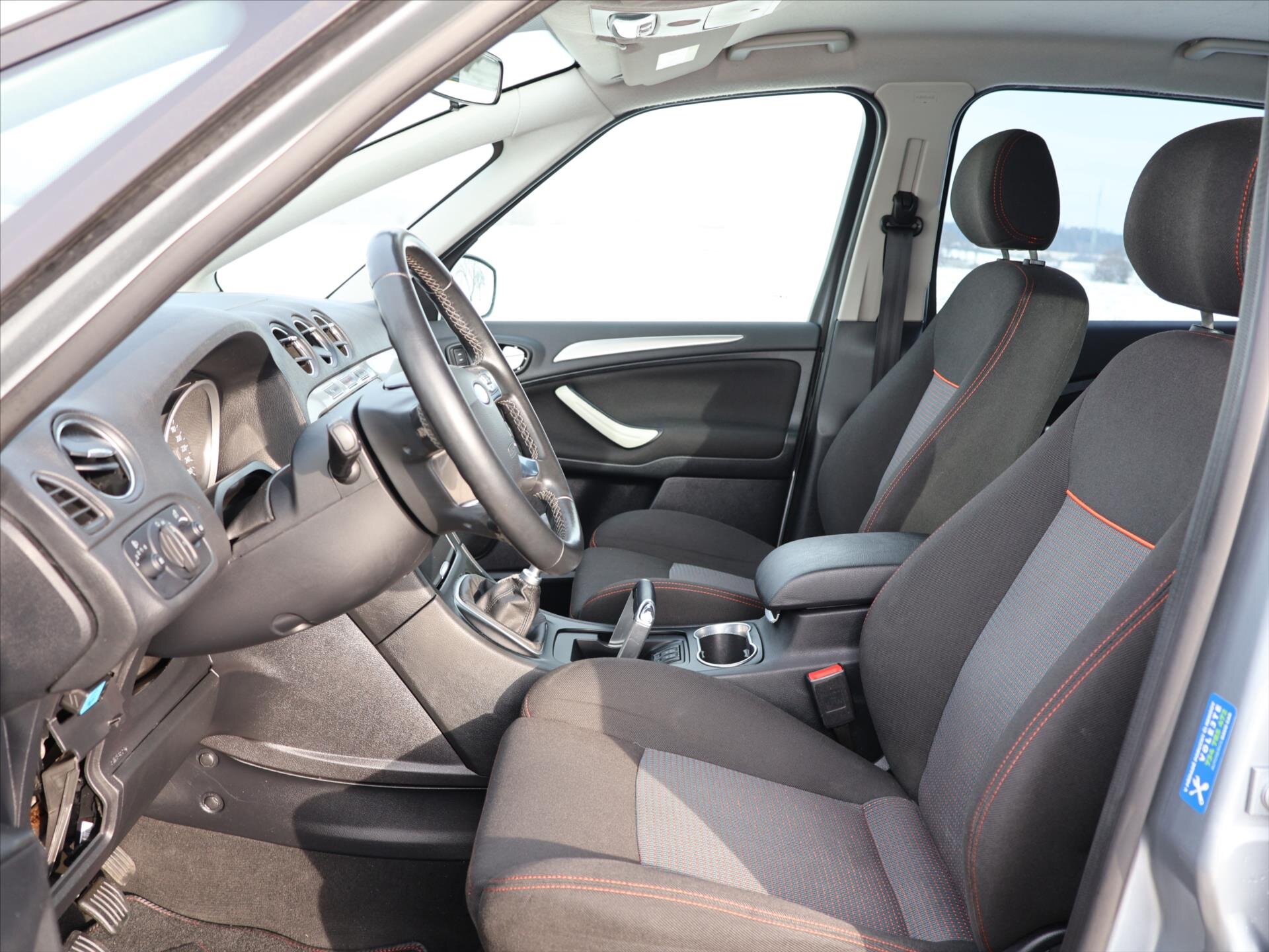 Ford S-MAX MPV 2,0 l 103 kw