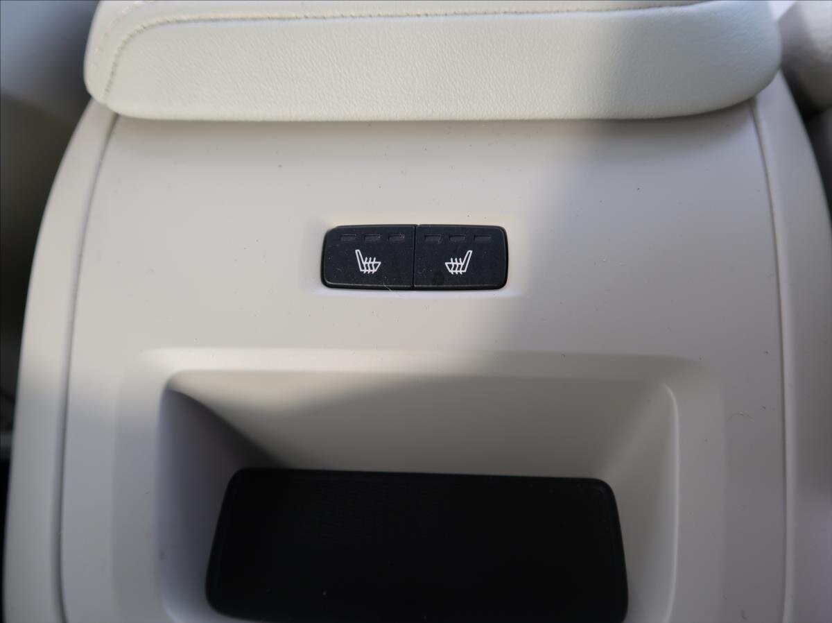 Volvo XC60 SUV 2,0 l 145 kw