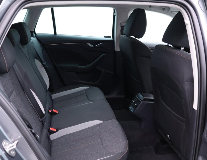 Škoda Scala Hatchback 999,0 81 kw