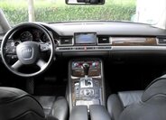 Audi A8 Sedan 4,2 l 257 kw