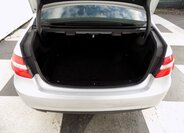 Mercedes-Benz Třídy E Sedan / Limuzína 2,1 l 125 kw