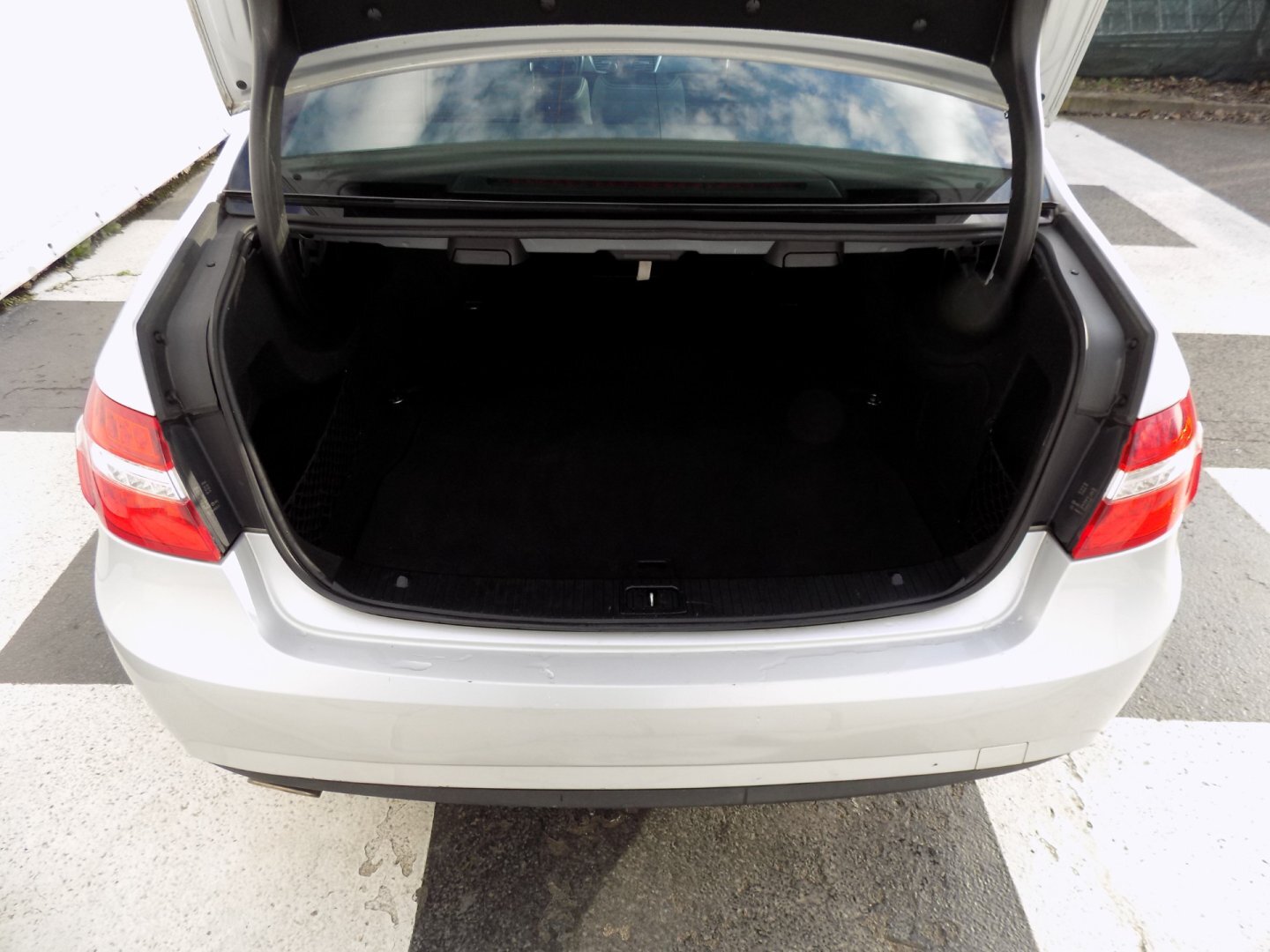 Mercedes-Benz Třídy E Sedan / Limuzína 2,1 l 125 kw