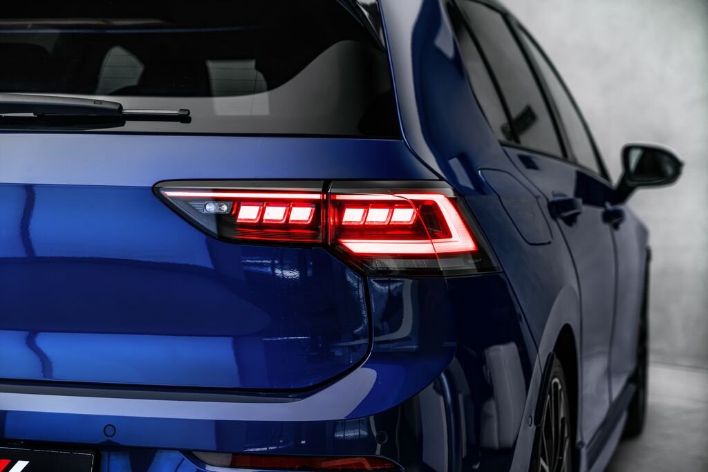 Volkswagen Golf Hatchback 2,0 l 245 kw