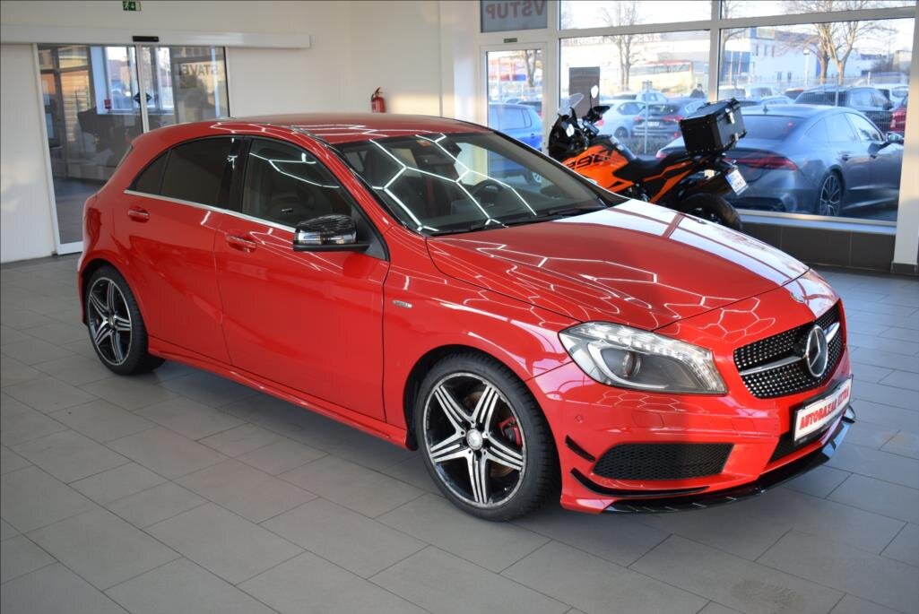Mercedes-Benz Třídy A Hatchback 2,0 l 155 kw